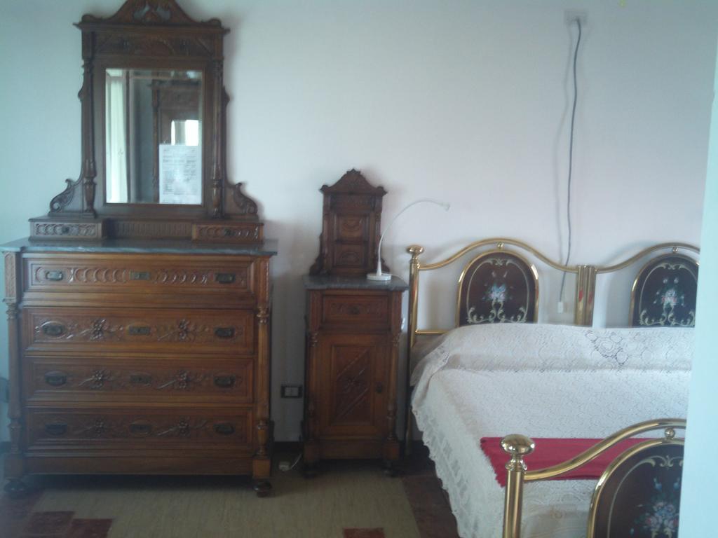 B&B Balestruccio Pombia Rum bild