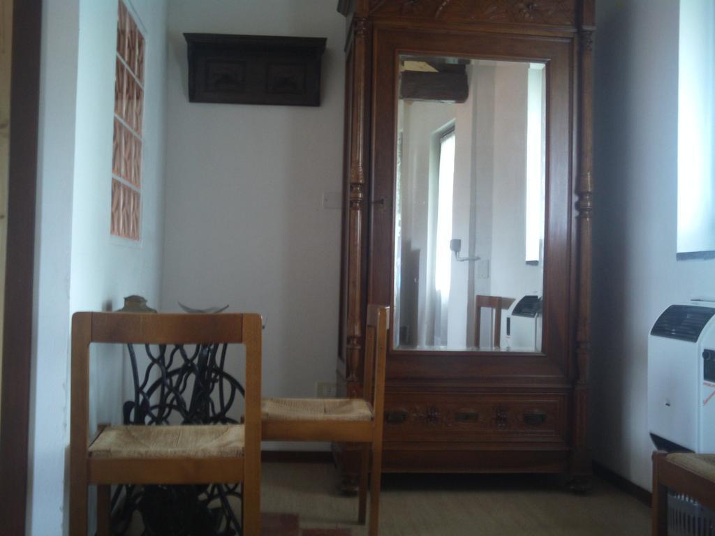 B&B Balestruccio Pombia Rum bild